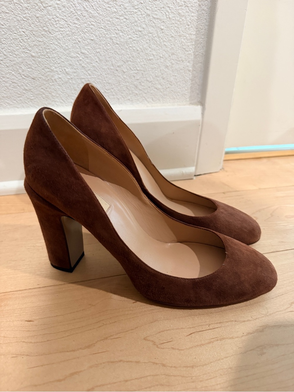 Valentino Brown Suede Round-Toe Pumps - Picture 3 of 10